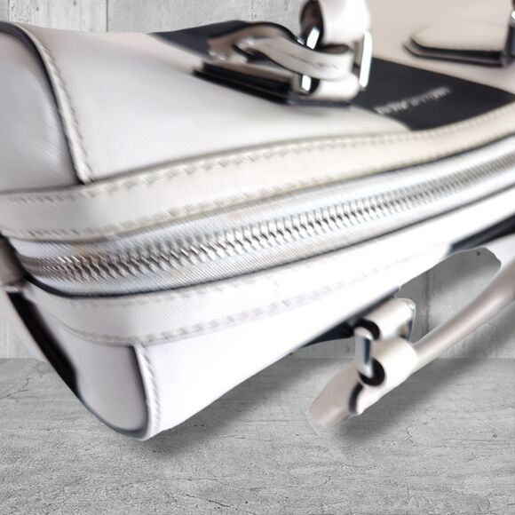 Michael Kors Mercer Medium Duffel Satchel White Center Stripe Leather Bag - Picture 9 of 16